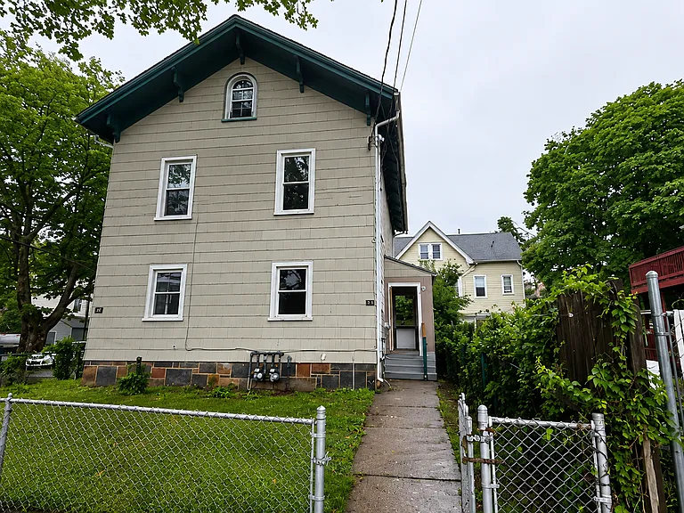 153 James St #1 — Photo 7