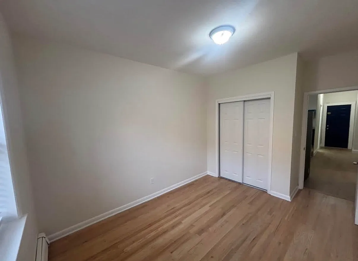2 bed, $2,200 — Photo 3