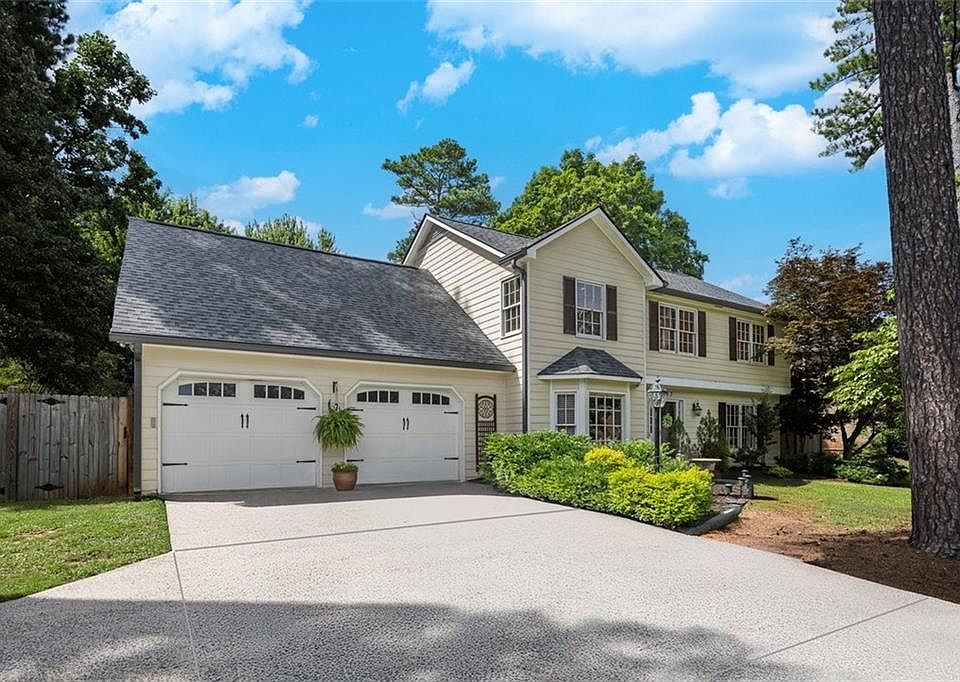 1st image of 3043 Greyfield Pl SE