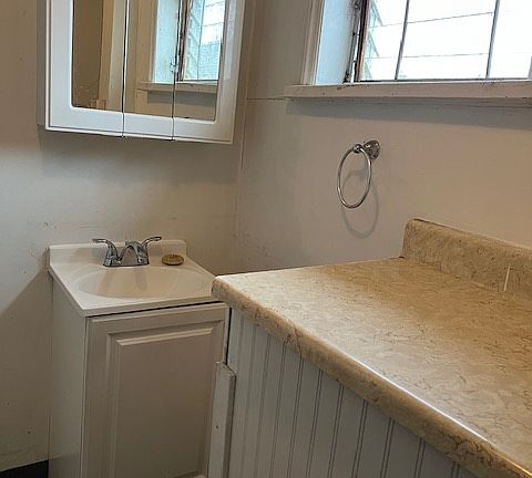 5th image of 1800 Latona St #B