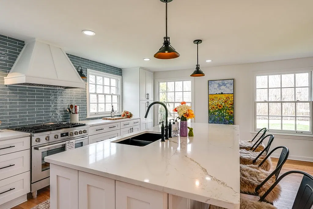 Hemlock Rd, Chagrin Falls — Photo 4