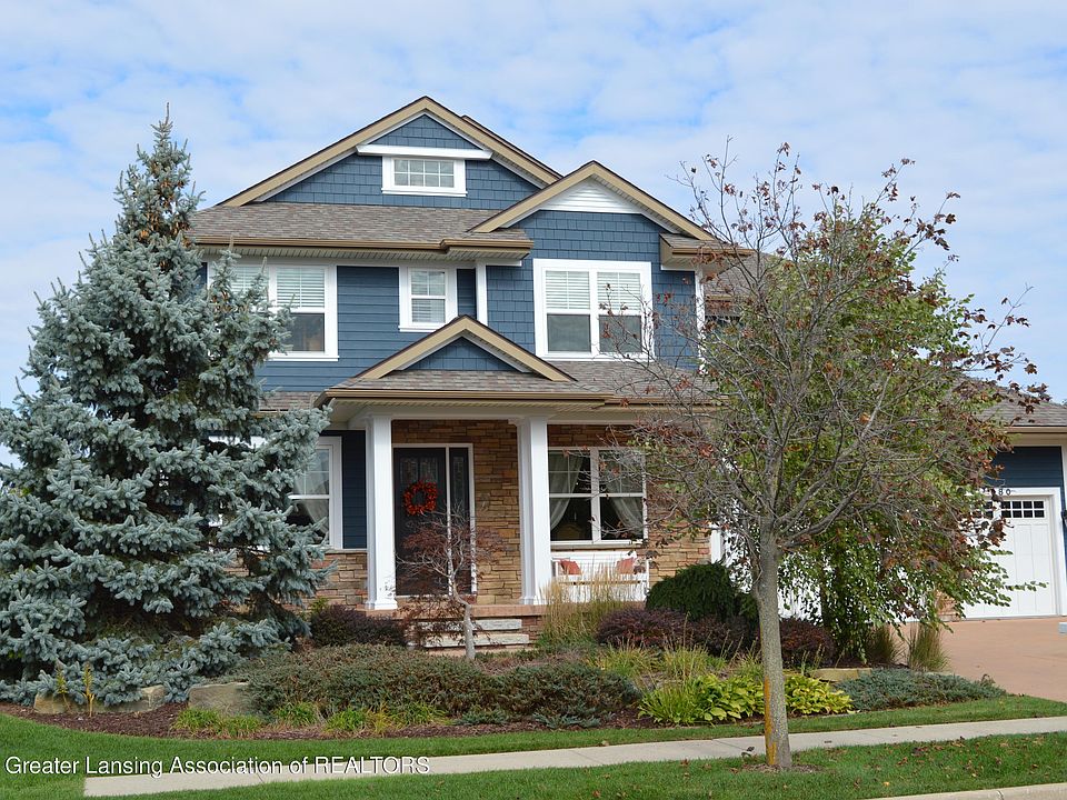 1st image of 680 Aquila Dr