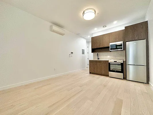 Rented by Doorway NYC, LLC | media 9