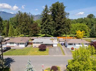 45741 Berkeley Ave, Chilliwack, BC V2P 3N1