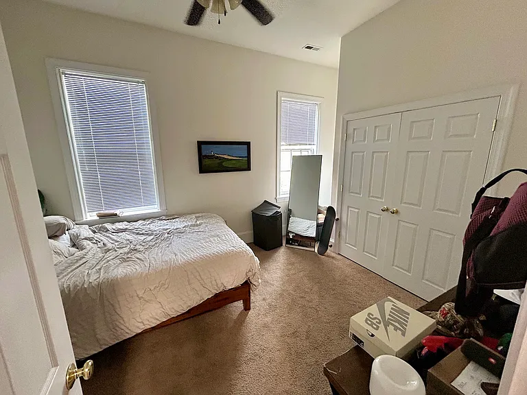 2504 W Grace St #3 — Photo 8