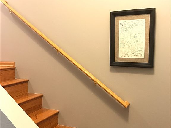 5th image of 5671 Oak Village Dr