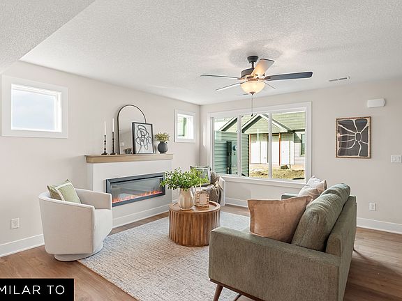 4th image of 591 Hart Ln