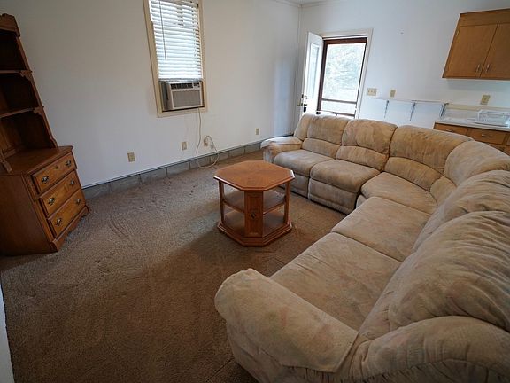 3rd image of 20453 Langevin Dr