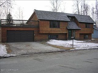 2nd image of 742 Towne Ct