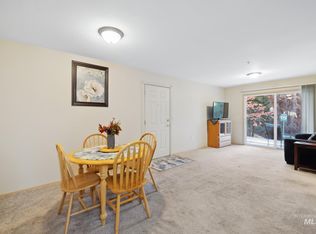 3323 N Lakeharbor Ln APT 107, Boise, ID 83703