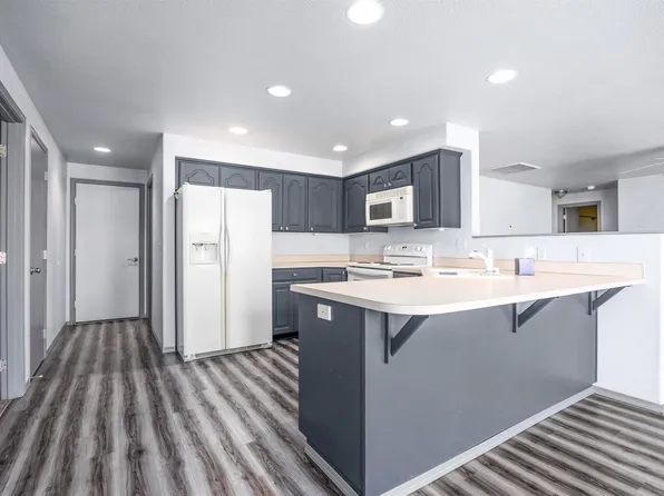 8307 Camano Dr, Pasco, WA 99301