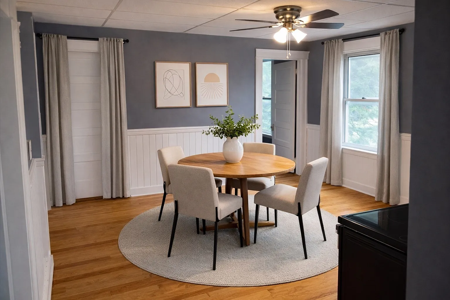 3 bed, 1484 sqft, $2,300 — Photo 3