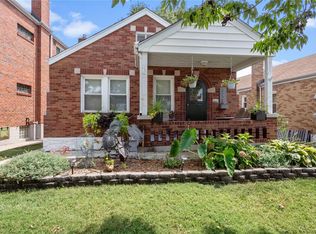 3228 Watson Rd, Saint Louis, MO 63139