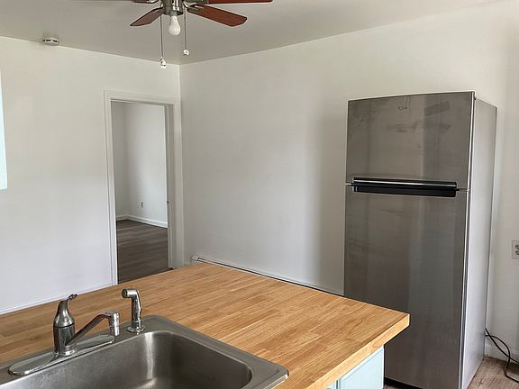 3rd image of 65 Morris St #1L