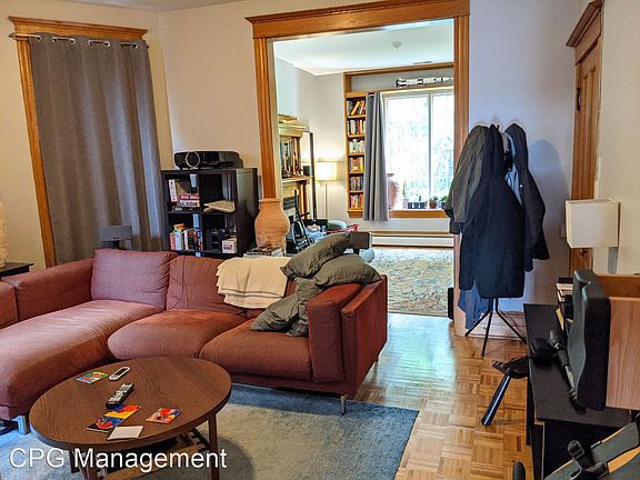 3rd image of 2533 N Mozart St #2