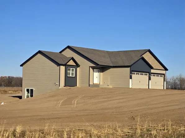 4828 361st Ave NE, Cambridge, MN 55008