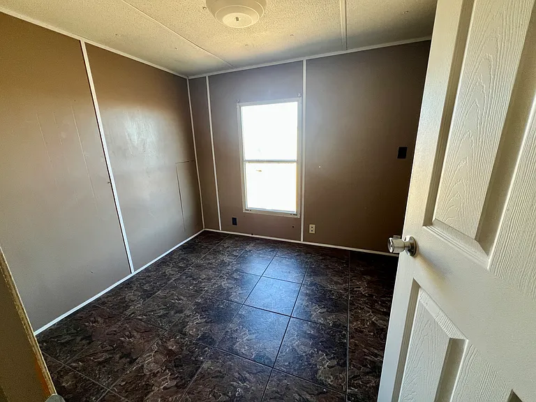325 SW Grant St — Photo 6