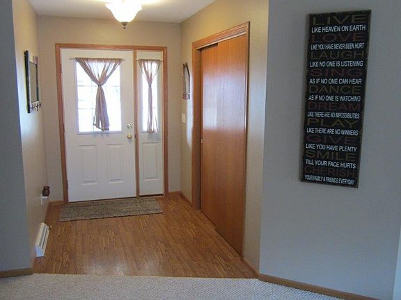 2nd image of 1309 Firethorn Dr