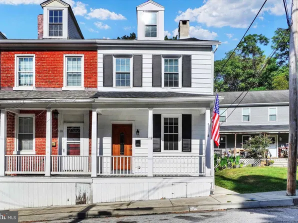 112 Church St, Glen Rock, PA 17327