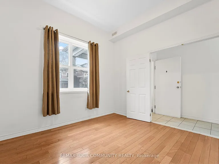 151 Dovercourt Rd #MAIN — Photo 4