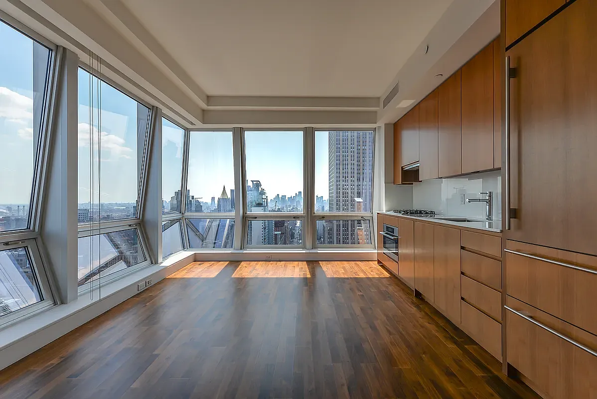 400 Fifth Avenue — Photo 4