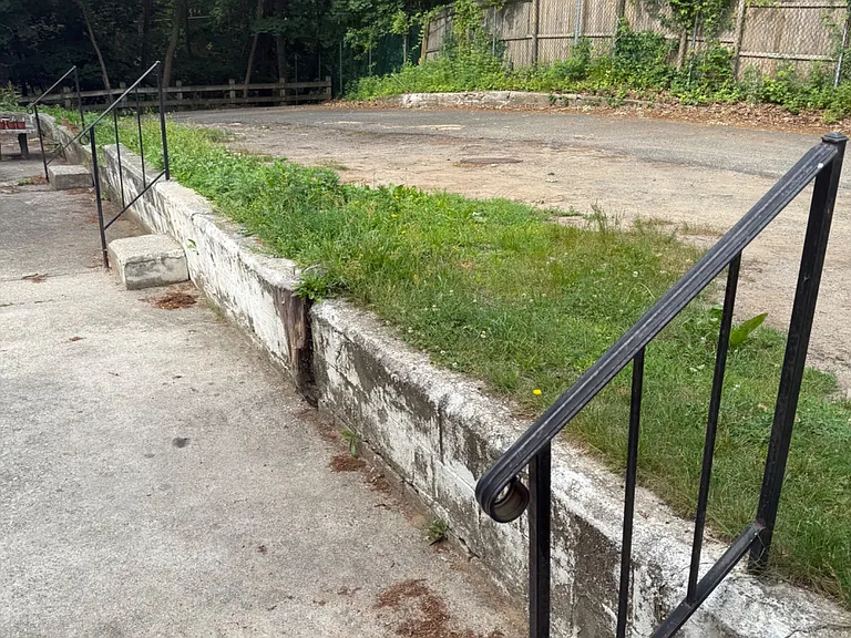 104 Woodhull Landing Rd — Photo 3