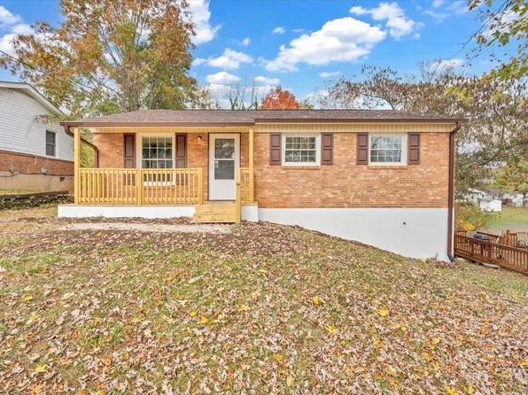 108 Northwood Ct, Martinsville, VA 24112