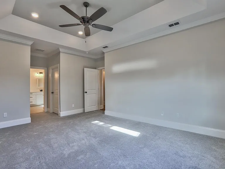 43 Sarlan Garden Dr — Photo 18