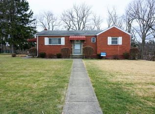 5130 Ridge Dr, Pittsburgh, PA 15236