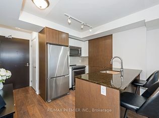 9 Valhalla Inn Rd #609, Toronto, ON M9B0B2