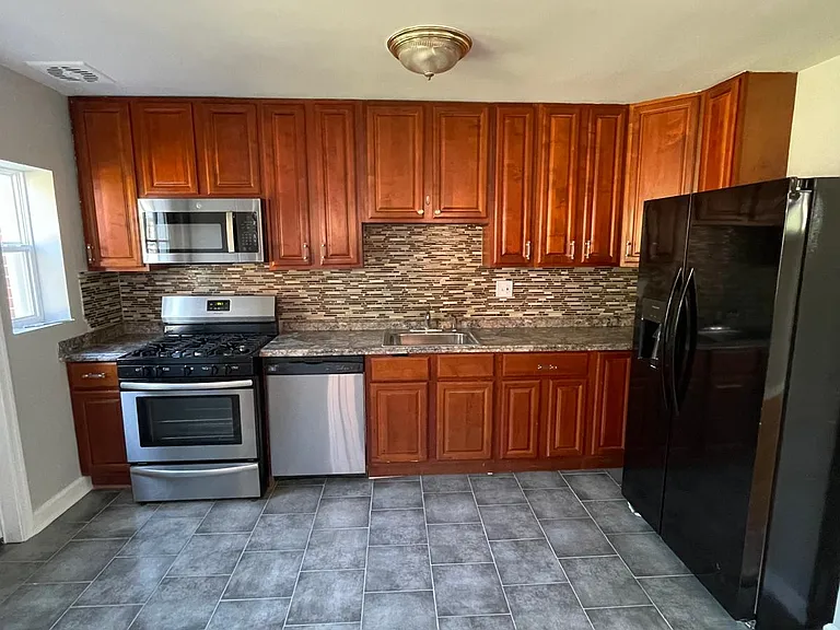 3806 Midheights Rd — Photo 5