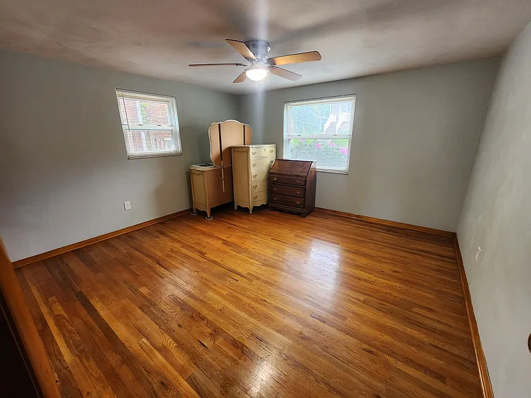 36 Fordham Ave — Photo 9