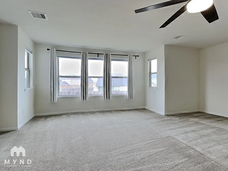 1706 Claire Creek Ct — Photo 21