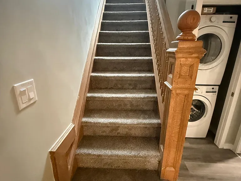 203 Elmwood Ave E #MAIN — Photo 9