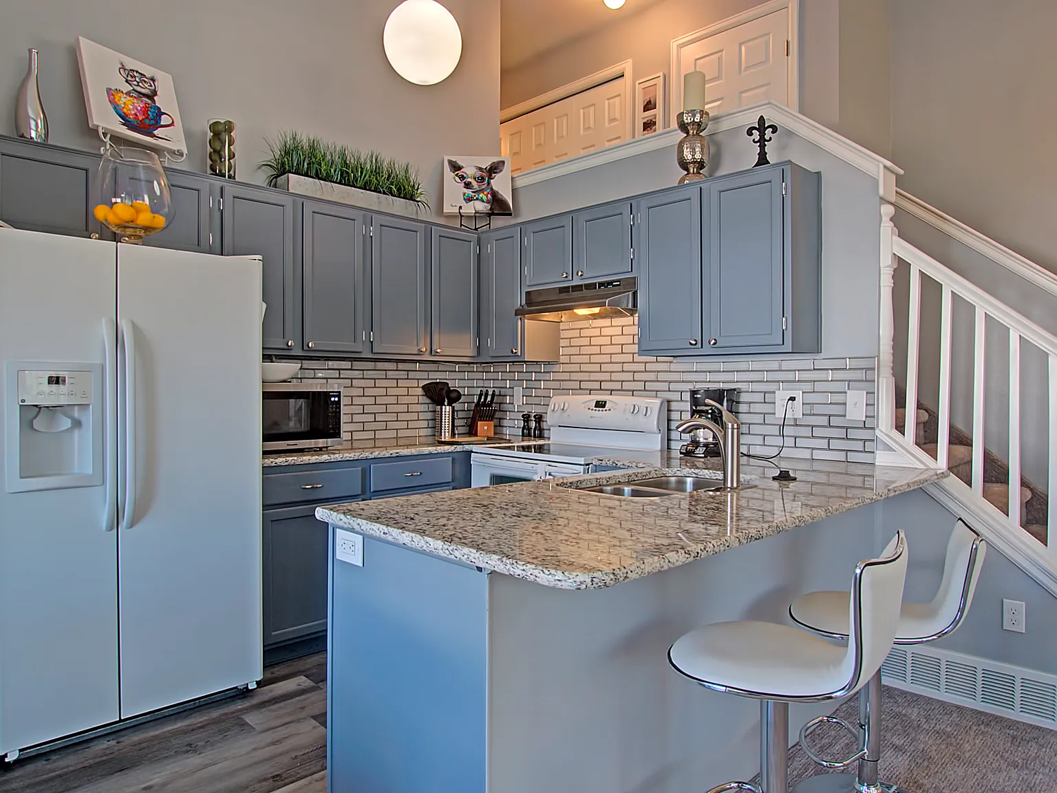 2 bed, 1000 sqft, $2,800 — Photo 2