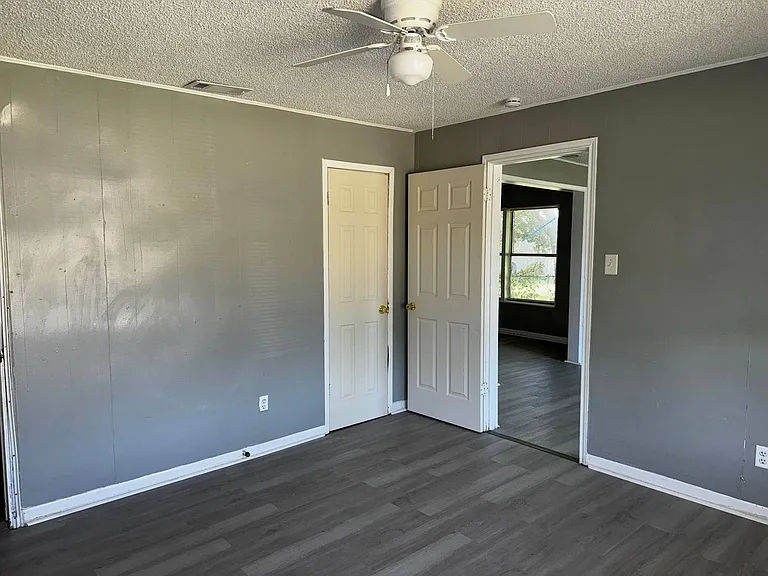 2604 Wenonah Ave — Photo 15