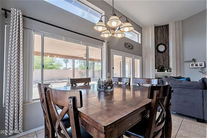 2933 E Verbena Dr — Photo 15