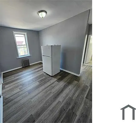 233 Littleton Ave #8 — Photo 4