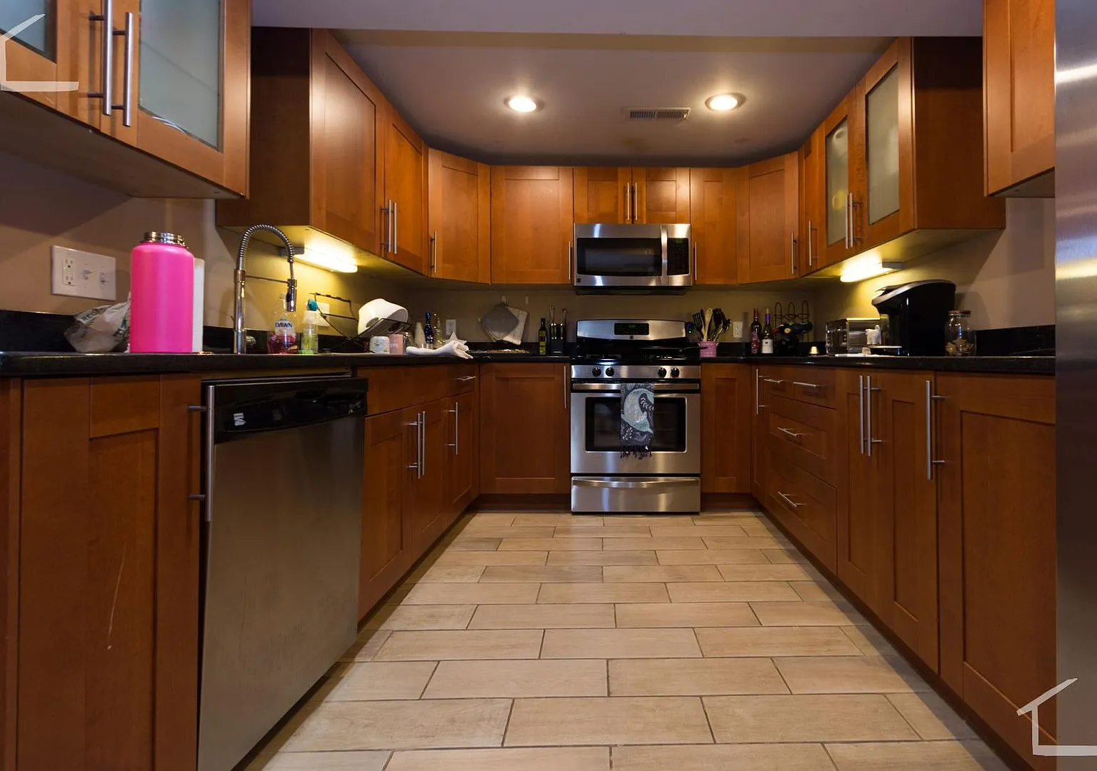 9/1 Renovated 4BR/2BA apartment near Packard's Corner! — Photo 1