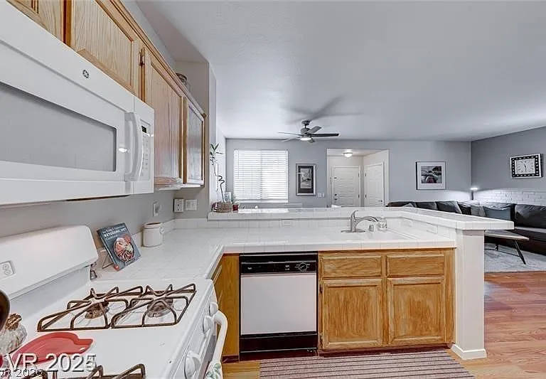 1830 N Buffalo Dr #2117 — Photo 11