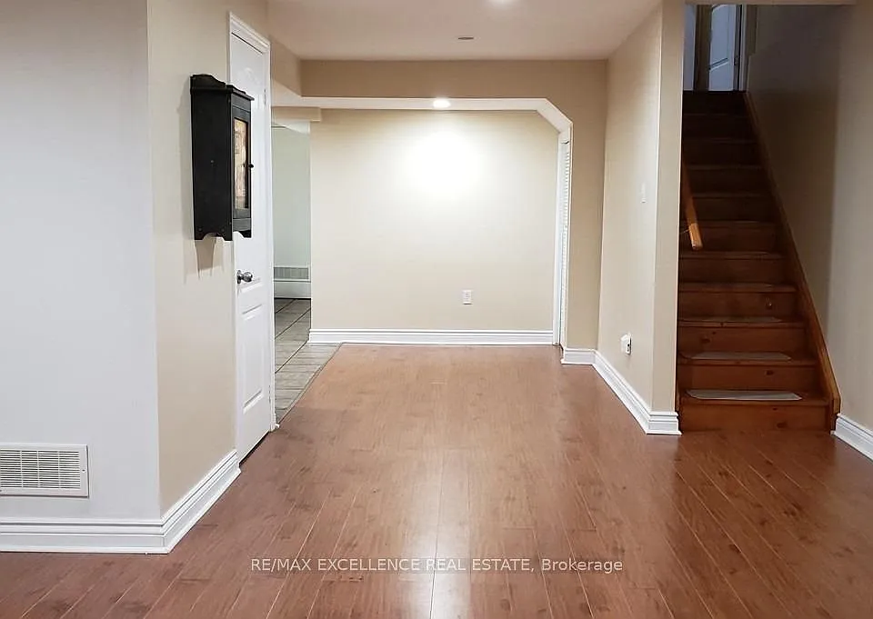 5553 Bonnie St
