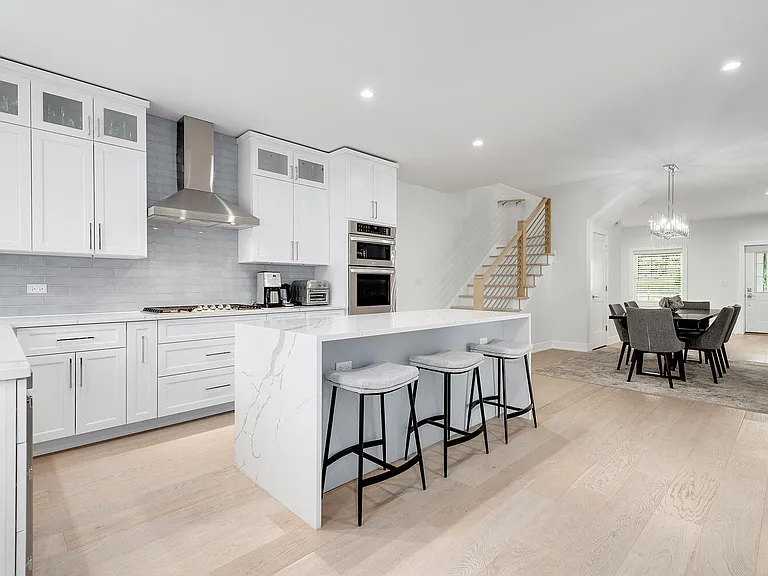 1205 Curtiss St — Photo 15