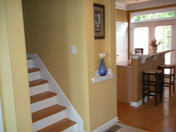 4th image of 426 Tioram Ln SE