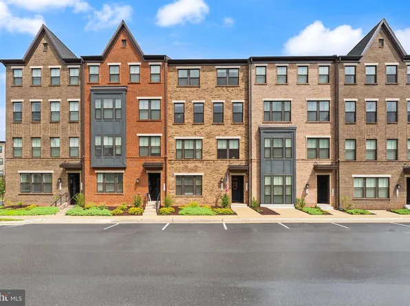 43420 Stonewood Crossing Ter, Ashburn, VA 20148