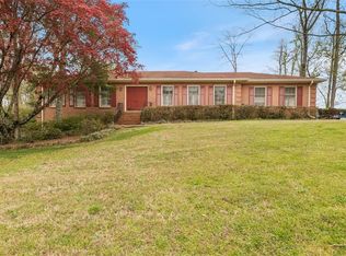 1013 Hasty Ct SW, Lilburn, GA 30047