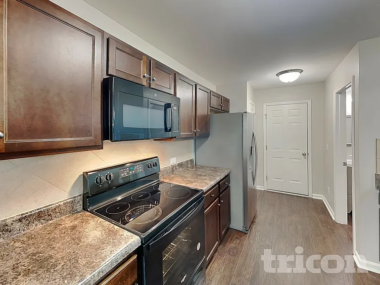 10020 Porta Ferry Dr — Photo 6