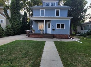 609 N Rowley St, Mitchell, SD 57301