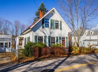 27 Royal St, Winthrop, ME 04364