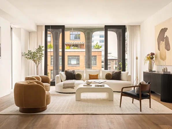 325 West Broadway image 1 of 20