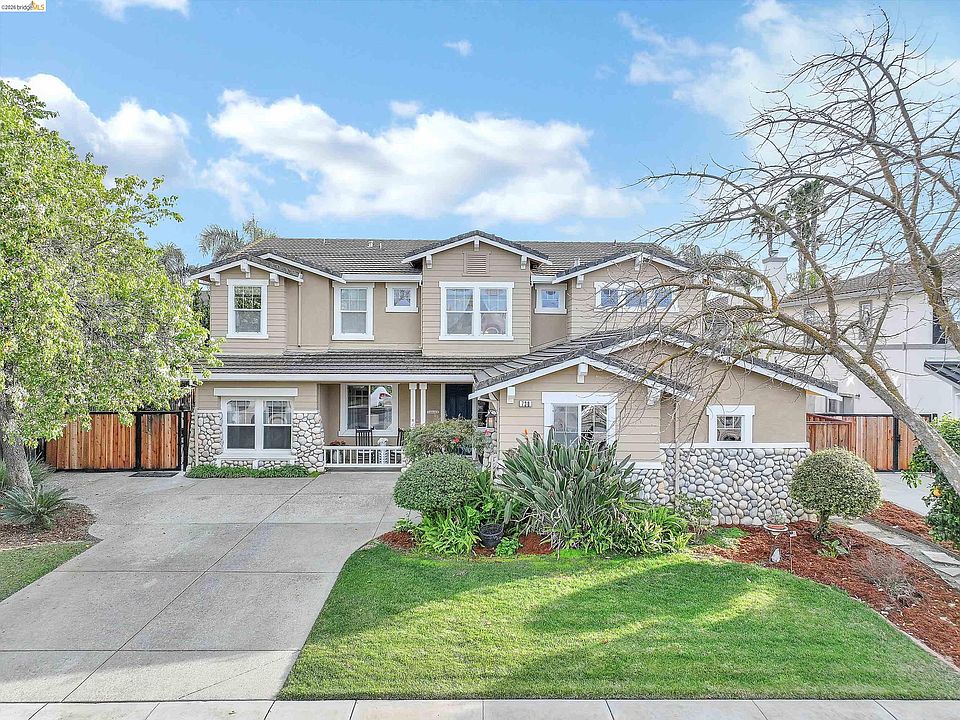1st image of 738 Campanello Way